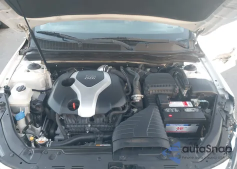 2015 Kia Optima Sx Turbo z USA, uszkodzony, nr VIN 5XXGR4A65FG376392